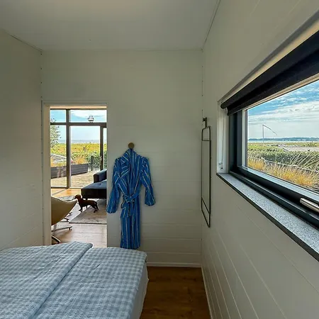 Tatil Evi Beachfront With Sea View For 6 Guests *