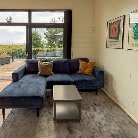Beachfront With Sea View For 6 Guests 하데르슬레우